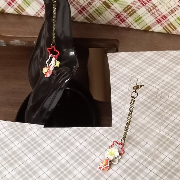 Home made/handmade Metal Dangle Stud Earrings with Acrylic Flowers #39 - Picture 13 of 15